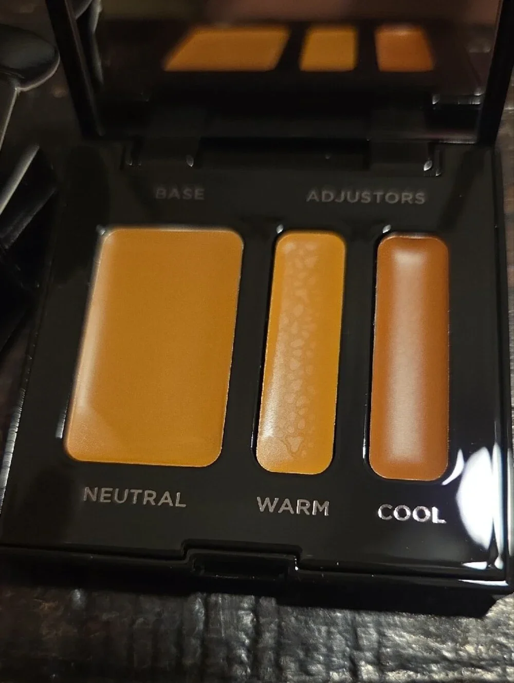 Laura Mercier PARIS Secret Camo Complexion Perfector NIB